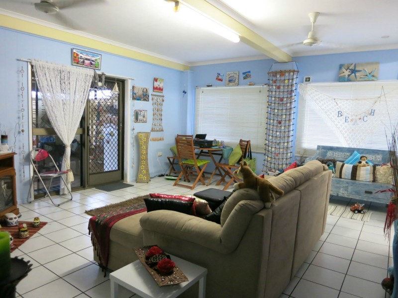 18 Landsdown Street, Cardwell QLD 4849