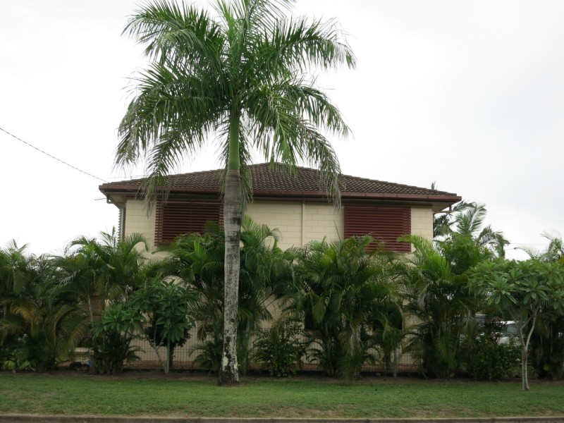 18 Landsdown Street, Cardwell QLD 4849