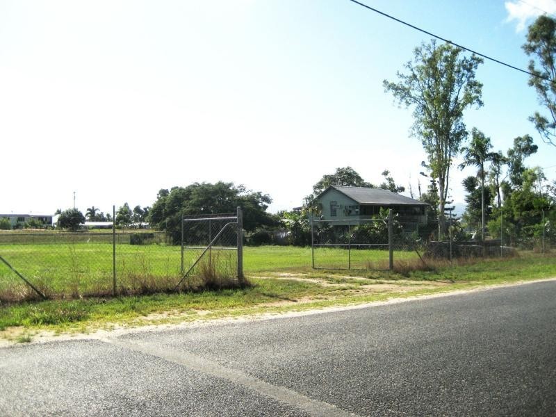 126 Roma Street, Cardwell QLD 4849