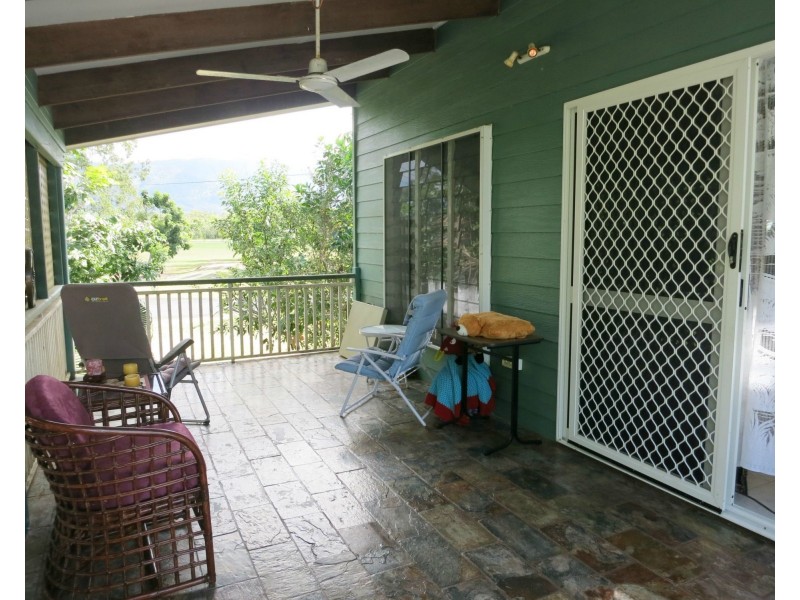 42 Gregory Street, Cardwell QLD 4849