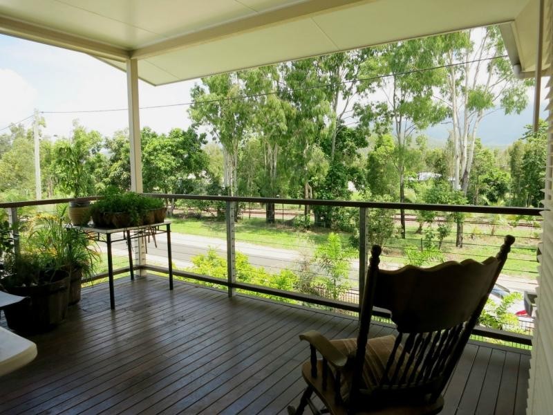 22 Bowen Street, Cardwell QLD 4849