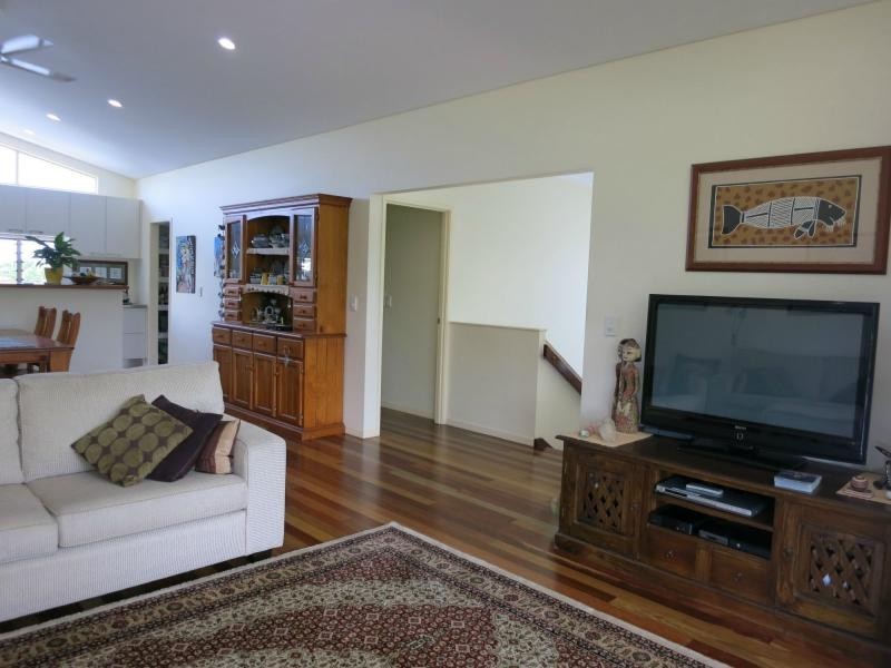 22 Bowen Street, Cardwell QLD 4849