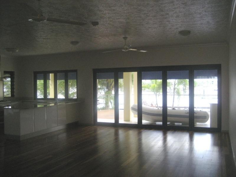 Unit 1/45 Royal Avenue, Cardwell QLD 4849