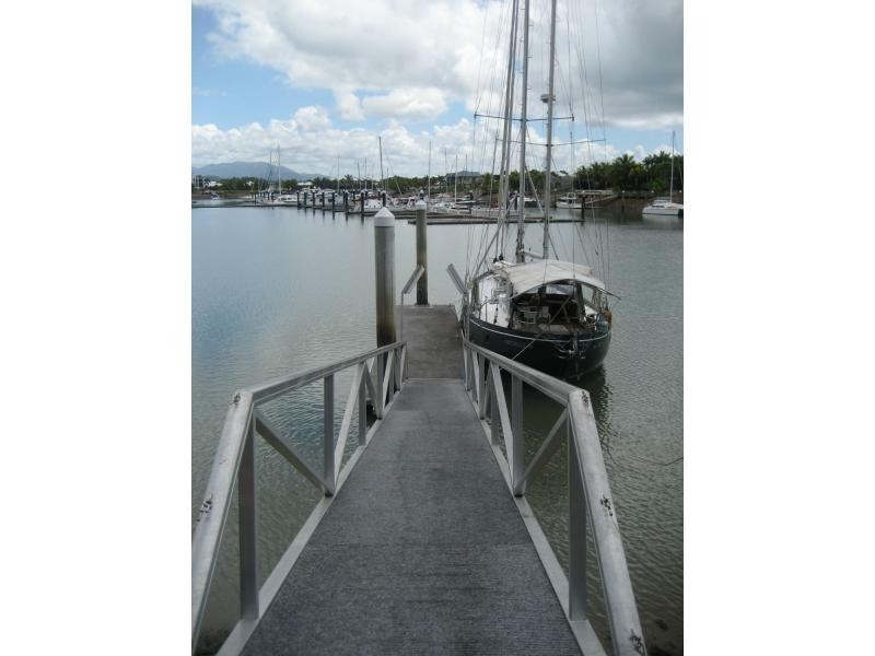 Unit 1/45 Royal Avenue, Cardwell QLD 4849