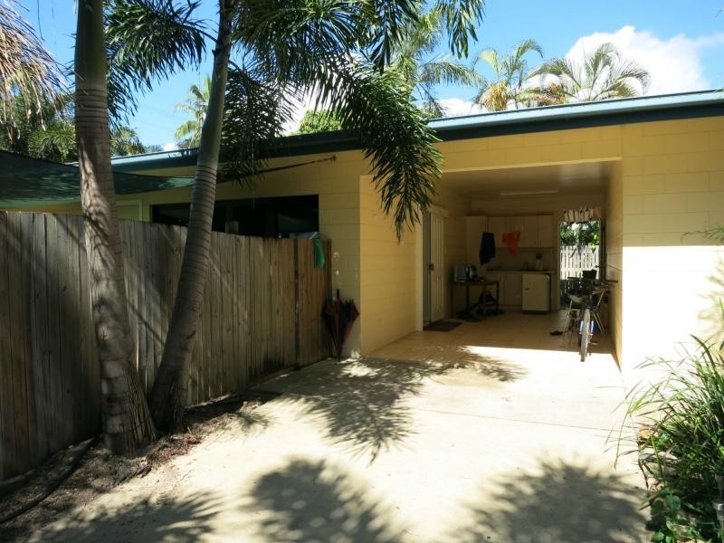 14 Raleigh Street, Cardwell QLD 4849