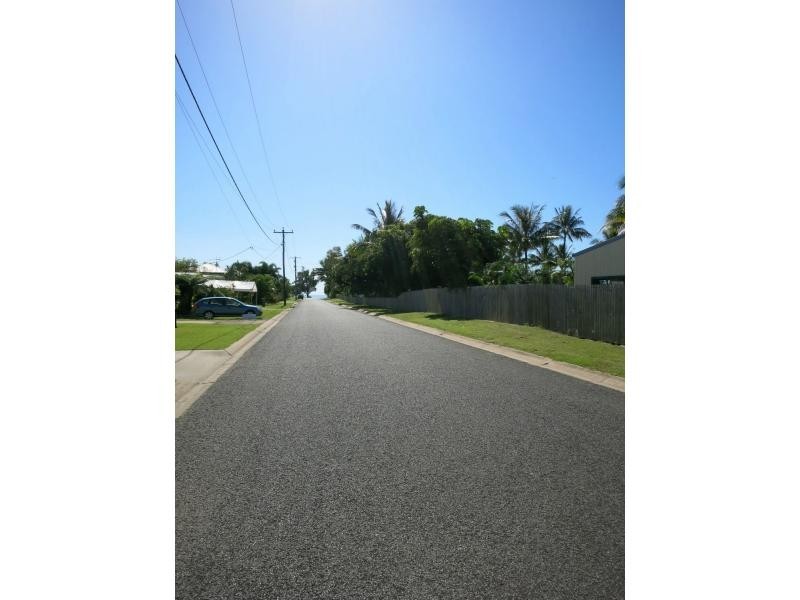 14 Raleigh Street, Cardwell QLD 4849