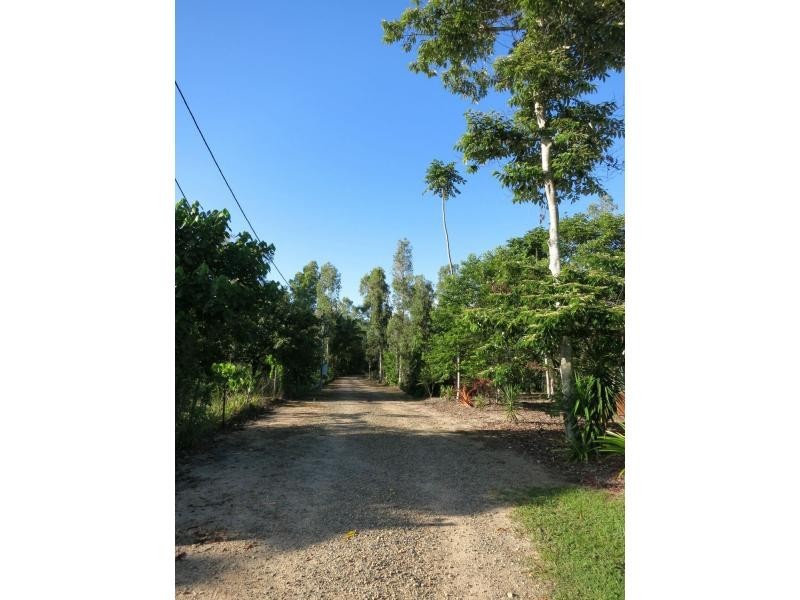 21 Curtis Road, Carruchan QLD 4816