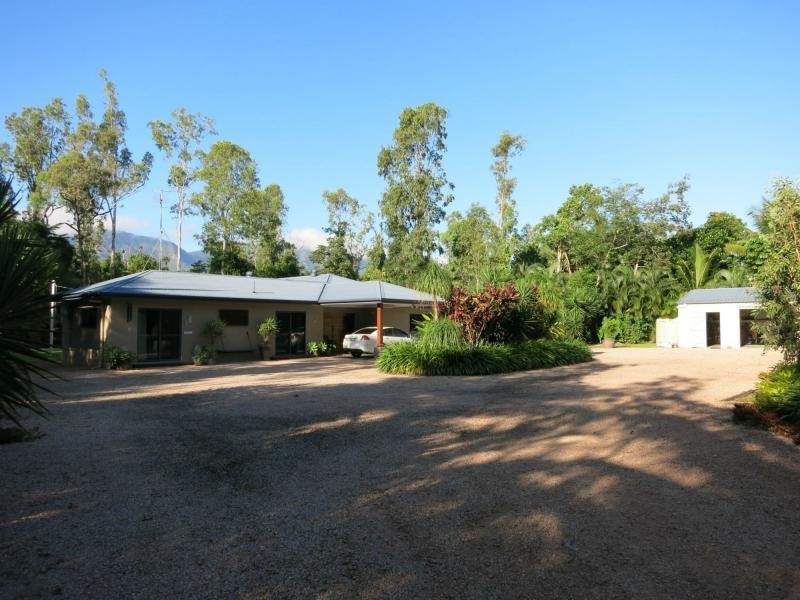21 Curtis Road, Carruchan QLD 4816