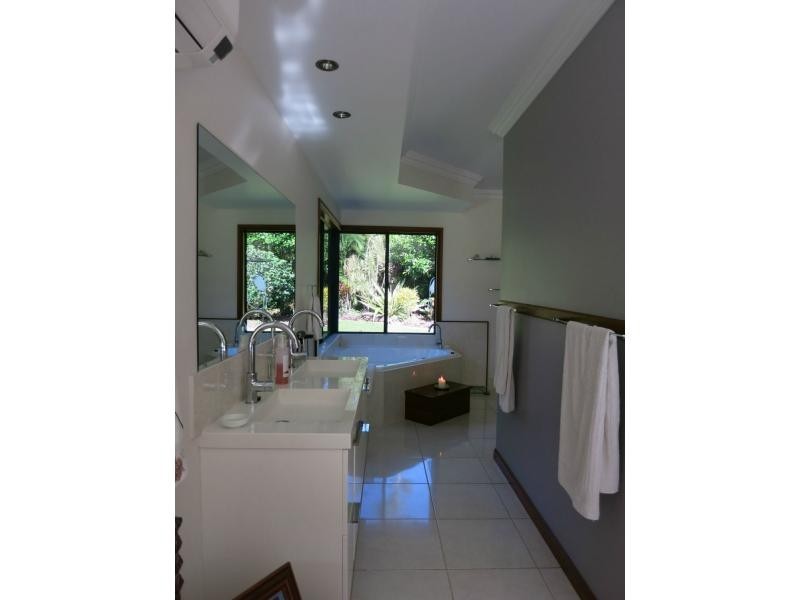 21 Curtis Road, Carruchan QLD 4816