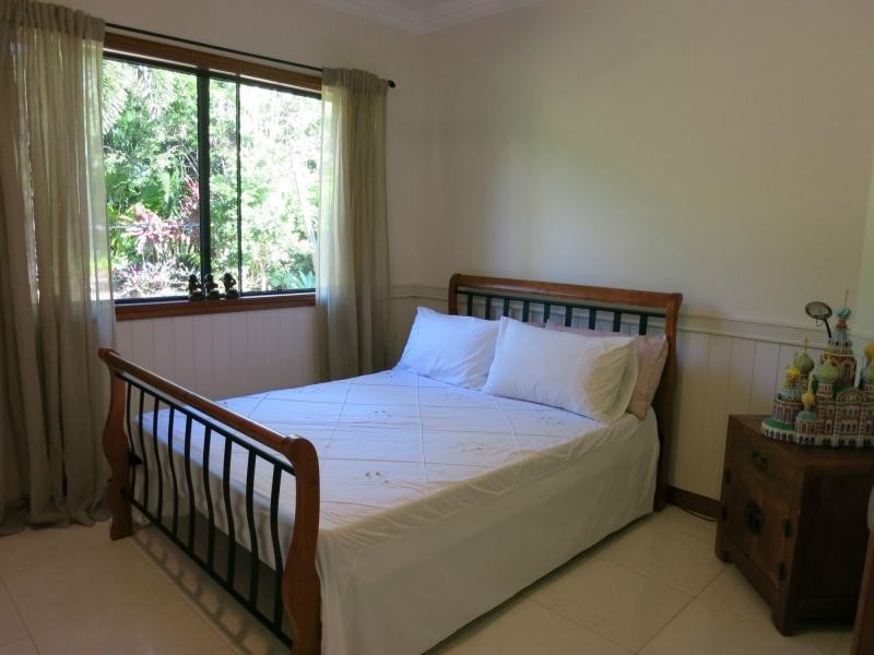 21 Curtis Road, Carruchan QLD 4816