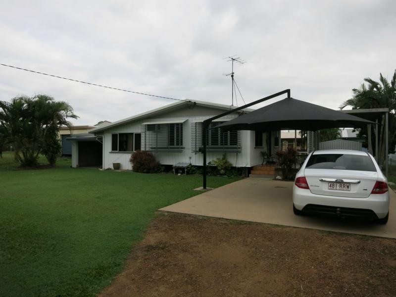 8 Landsdown Street, Cardwell QLD 4849