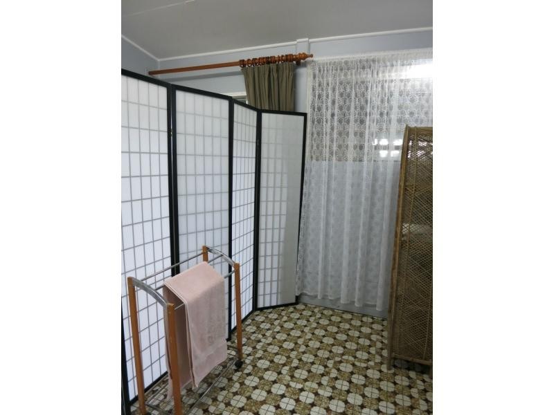 8 Landsdown Street, Cardwell QLD 4849