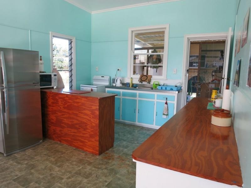 1 Dalrymple Street, Cardwell QLD 4849