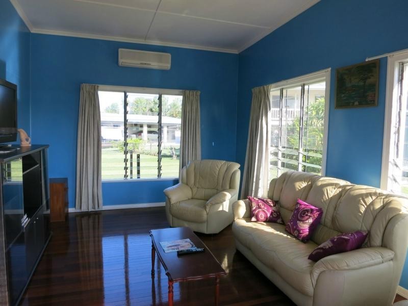 1 Dalrymple Street, Cardwell QLD 4849