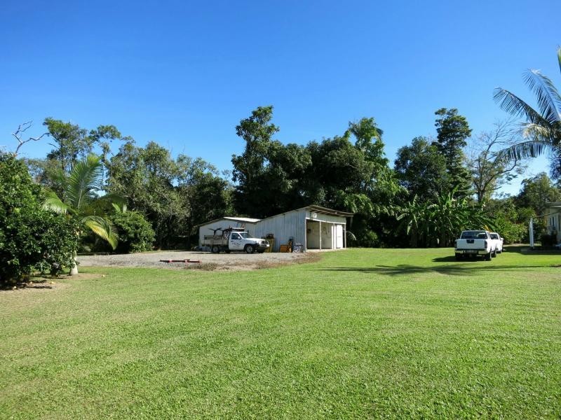 57162 Bruce Highway, Bilyana QLD 4854