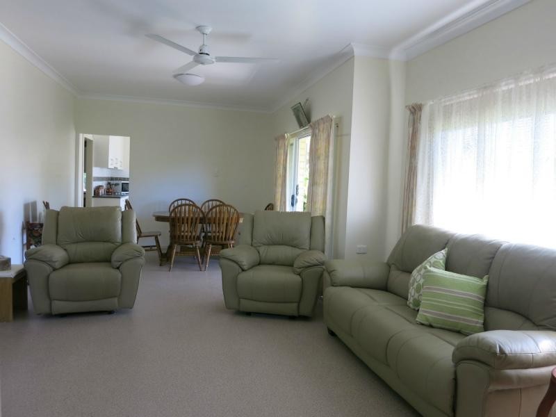 33 Panos Street, Cardwell QLD 4849