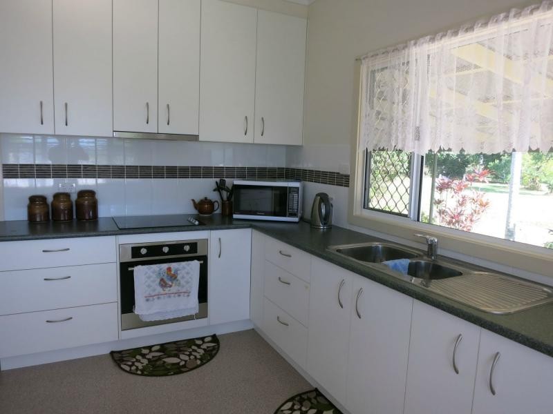33 Panos Street, Cardwell QLD 4849