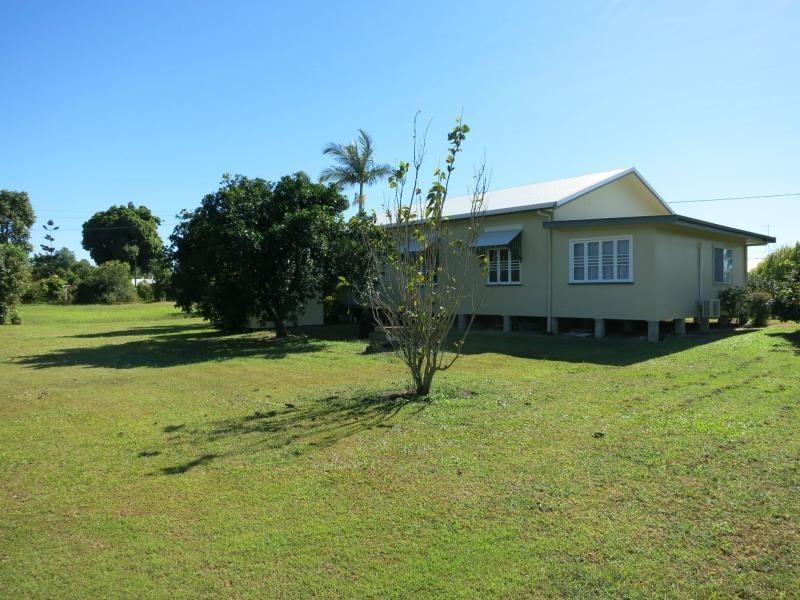 33 Panos Street, Cardwell QLD 4849