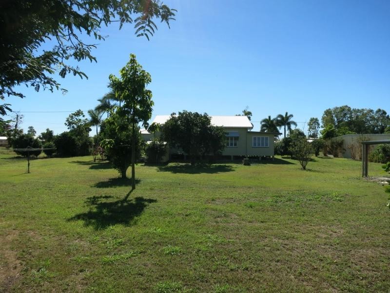 33 Panos Street, Cardwell QLD 4849