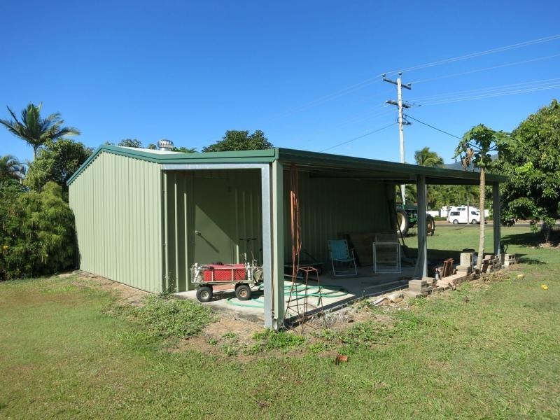 33 Panos Street, Cardwell QLD 4849