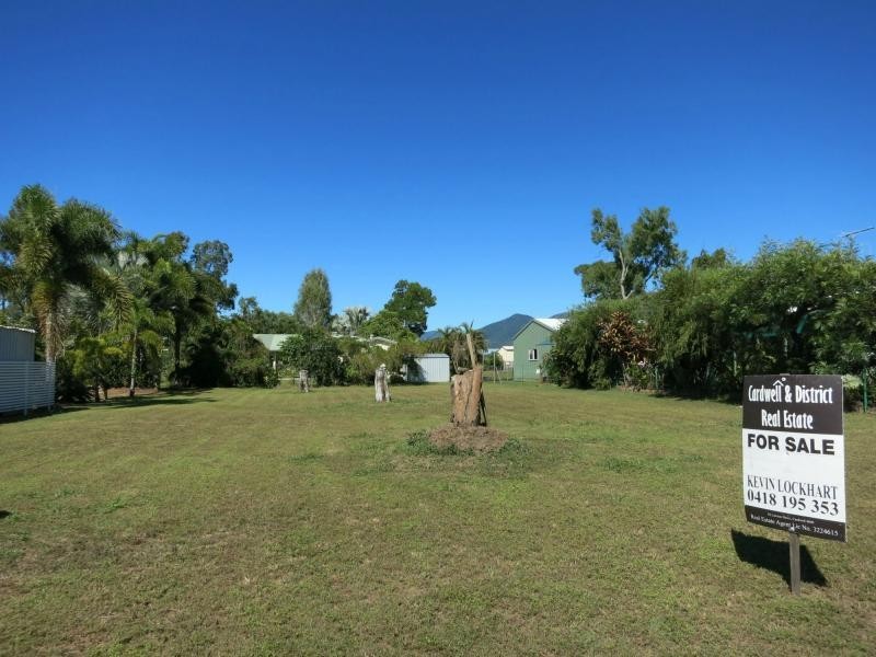 1 Edmondson Close, Cardwell QLD 4849