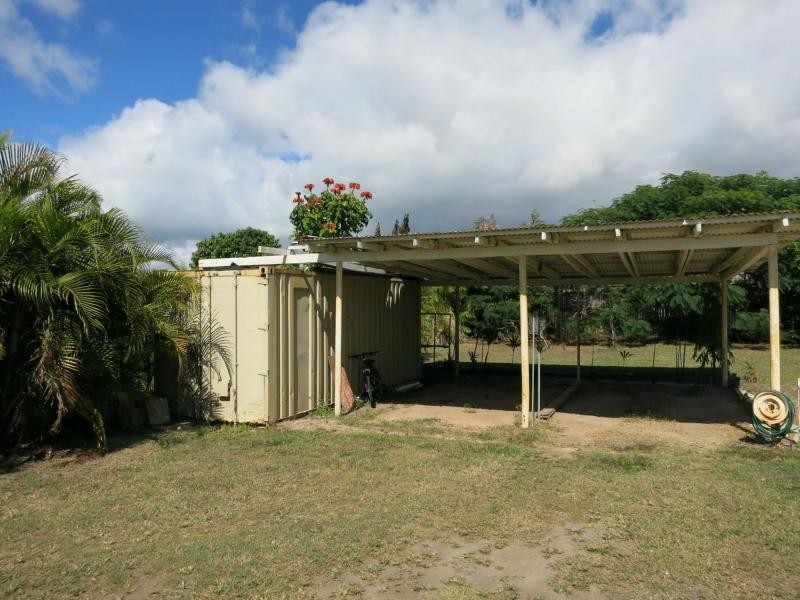 207 Victoria Street, Cardwell QLD 4849