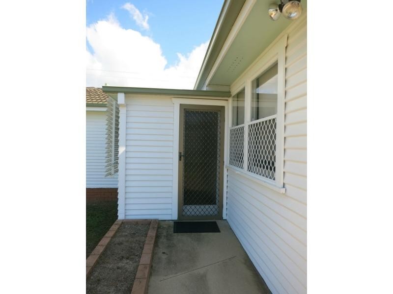 194 Victoria Street, Cardwell QLD 4849