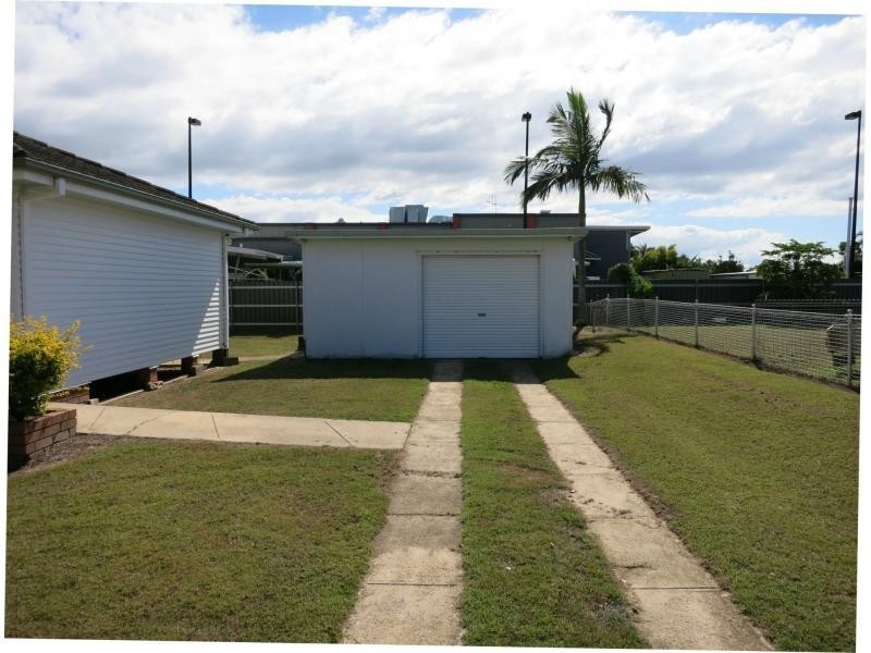 194 Victoria Street, Cardwell QLD 4849