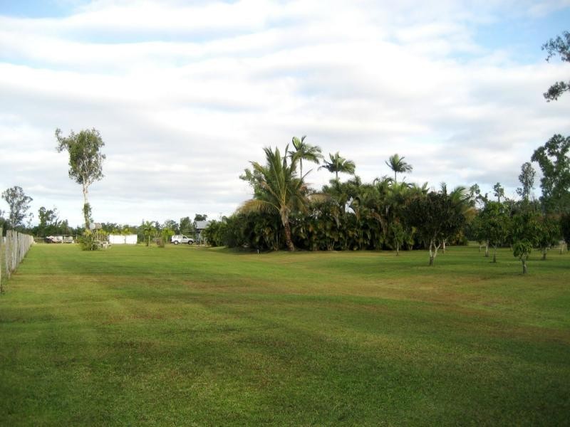 55786 Bruce Highway, Ellerbeck QLD 4816