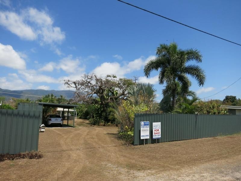 29 Panos Street, Cardwell QLD 4849