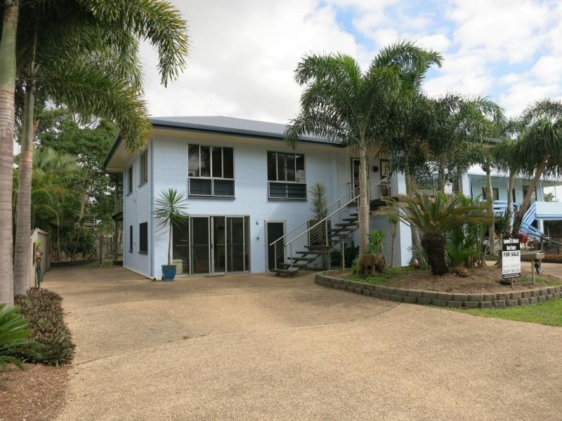 4 Raleigh Street, Cardwell QLD 4849