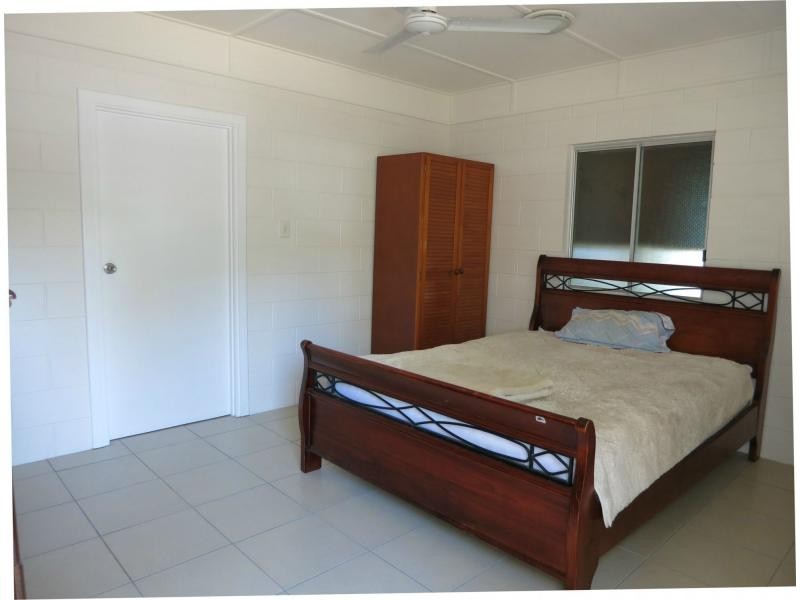 4 Raleigh Street, Cardwell QLD 4849