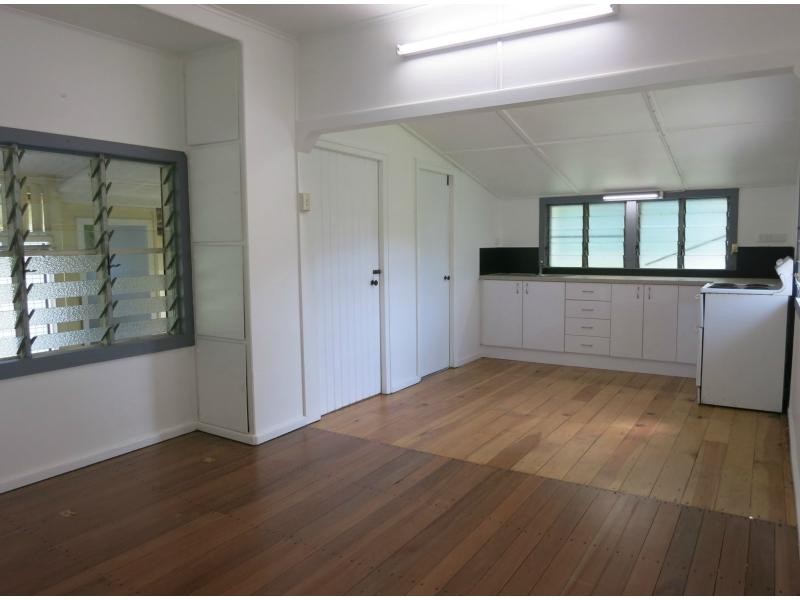 47 Kennedy Creek Road, Kennedy QLD 4816