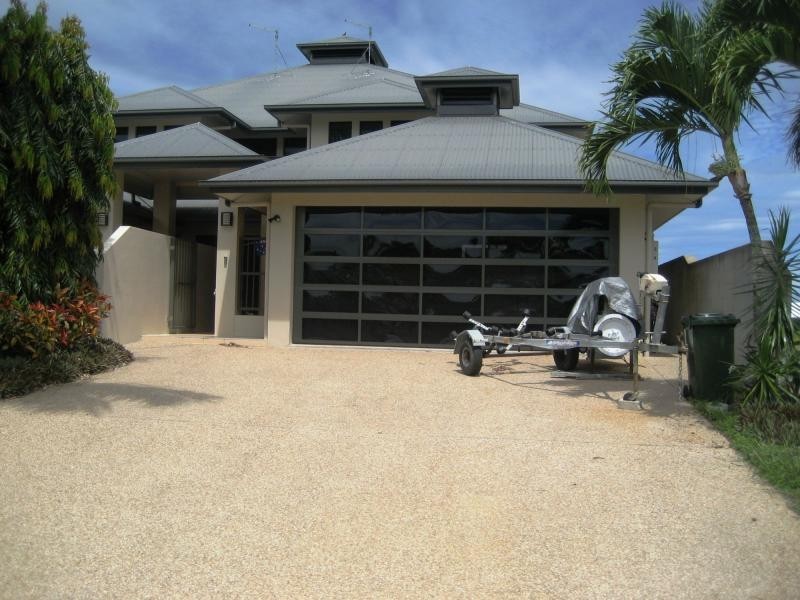 22A Royal Palm Avenue, Cardwell QLD 4849