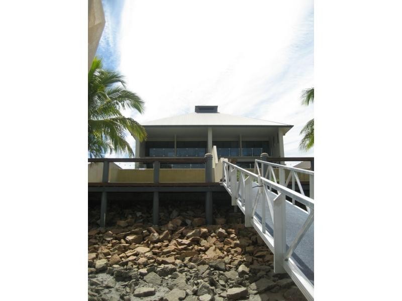 22A Royal Palm Avenue, Cardwell QLD 4849