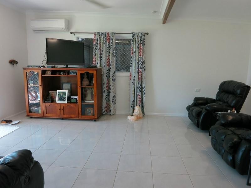 83 Roma Street, Cardwell QLD 4849