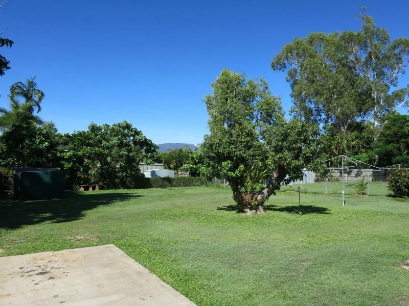 83 Roma Street, Cardwell QLD 4849