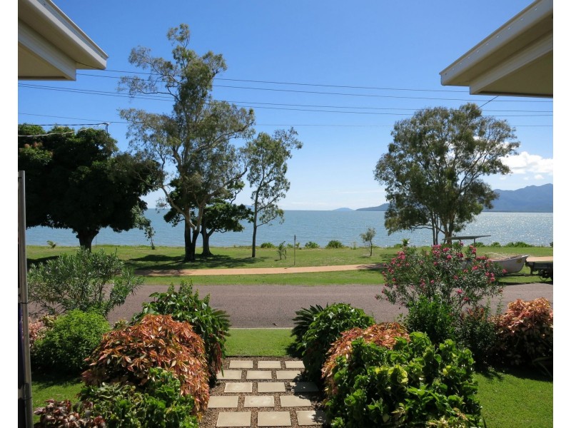 51 Marine Parade, Cardwell QLD 4849
