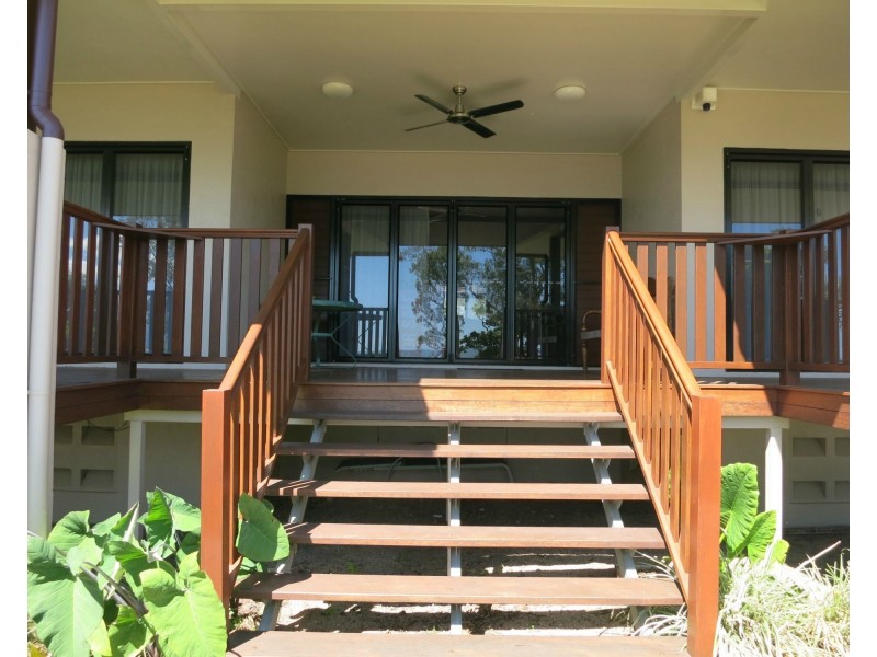 51 Marine Parade, Cardwell QLD 4849