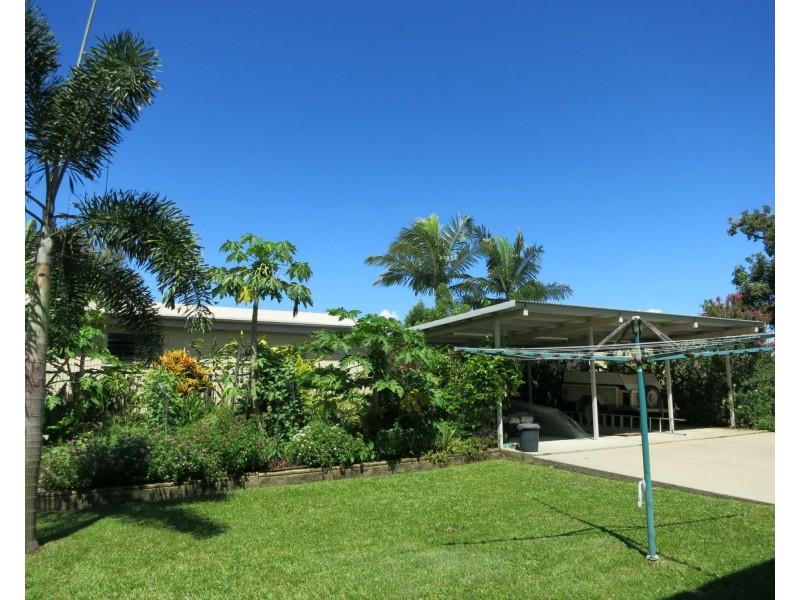 51 Marine Parade, Cardwell QLD 4849