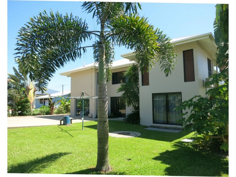 51 Marine Parade, Cardwell QLD 4849