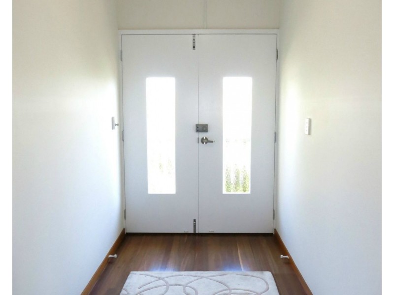 51 Marine Parade, Cardwell QLD 4849