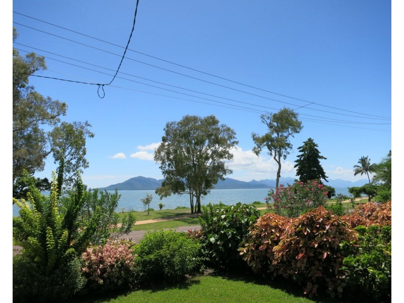 51 Marine Parade, Cardwell QLD 4849