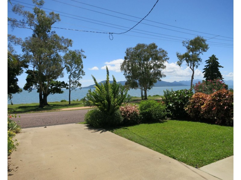 51 Marine Parade, Cardwell QLD 4849