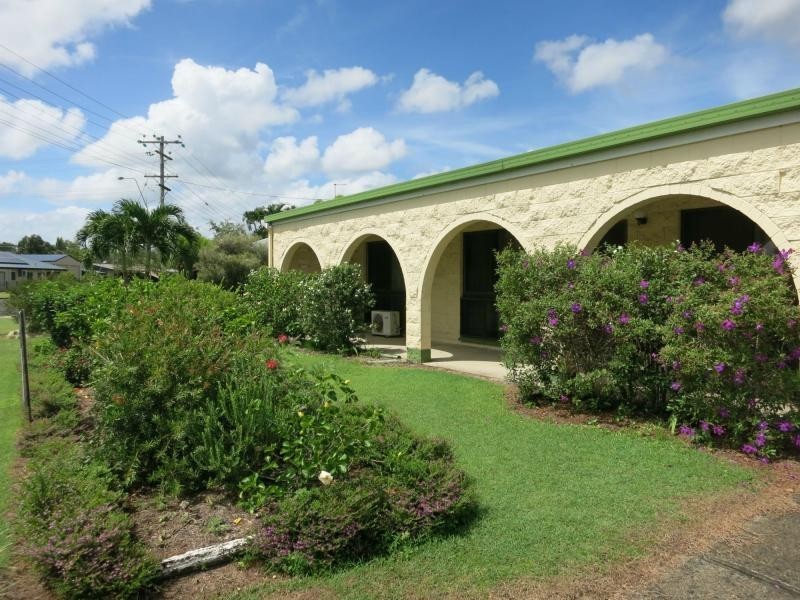 15 White Street, Cardwell QLD 4849