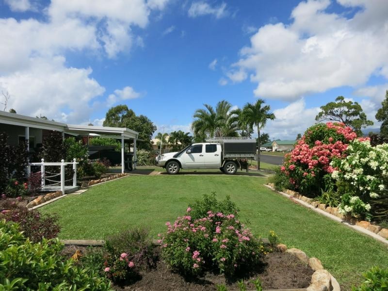 10 Lawson Drive, Cardwell QLD 4849