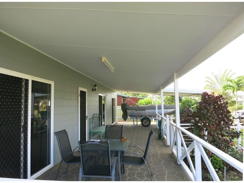10 Lawson Drive, Cardwell QLD 4849