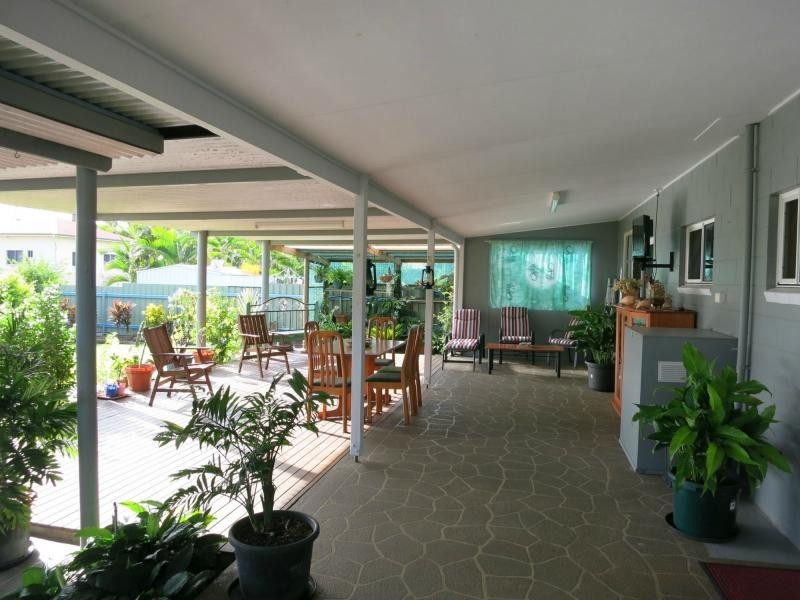 10 Lawson Drive, Cardwell QLD 4849