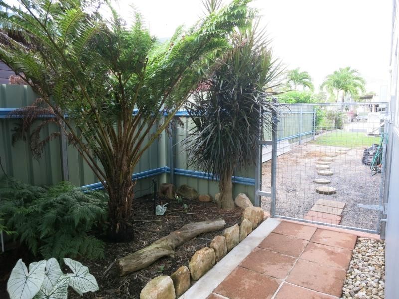 10 Lawson Drive, Cardwell QLD 4849