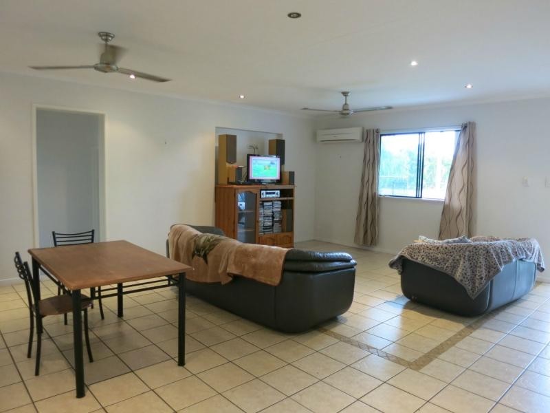 16 Landsdown Street, Cardwell QLD 4849